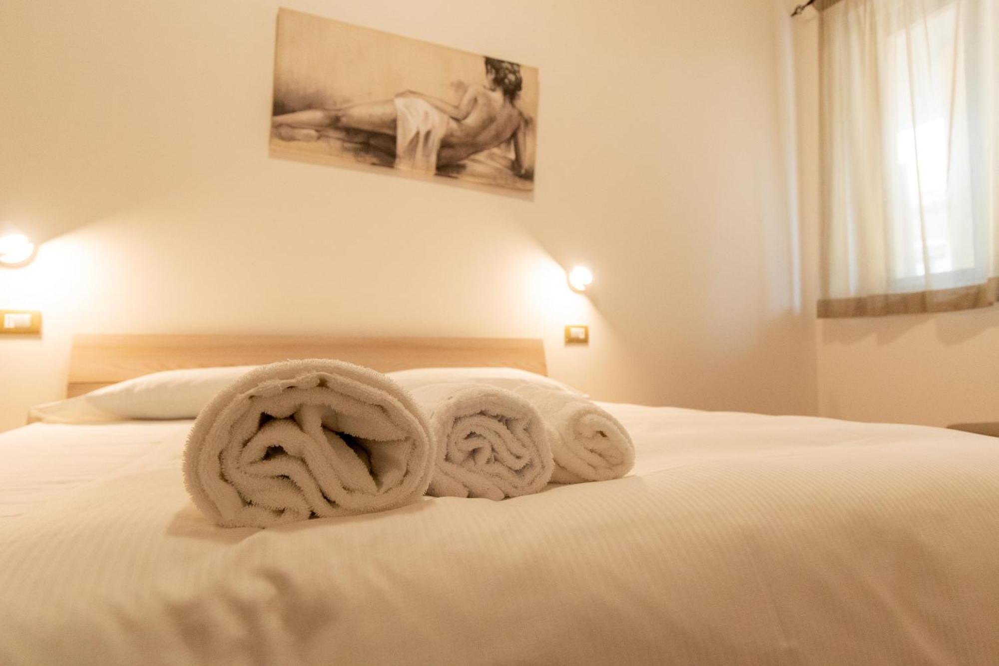 Vigneto - Italian Restaurant & B&B Villa Rosa Di Martinsicuro Kültér fotó